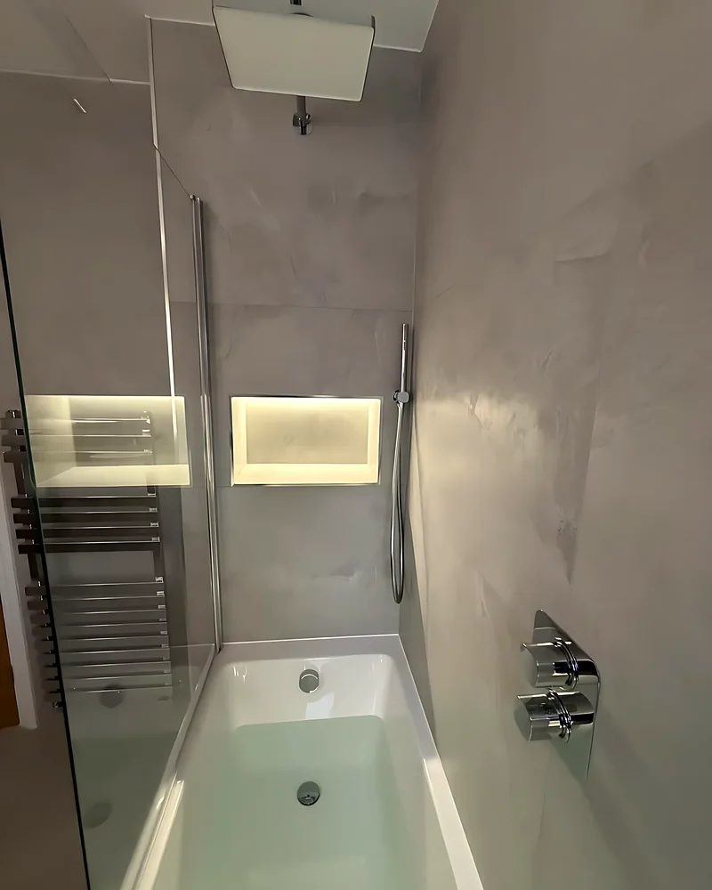 Shower niche with LED strip lighting