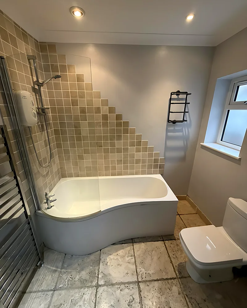 Before: the same Leigh-on-Sea bathroom before the strip-out