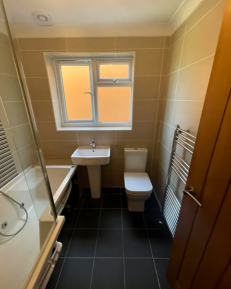 Before: the same Wickford bathroom before the strip-out